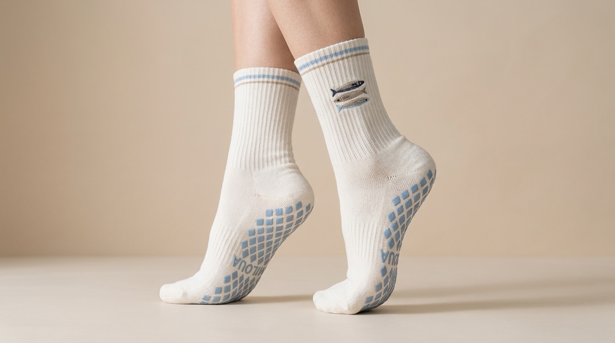 Woman wearing Miloua grip socks